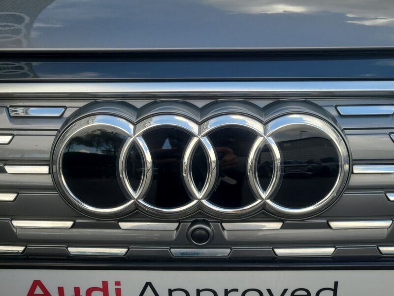 More views of Audi Q4 e-tron