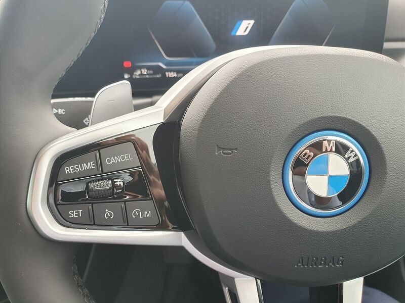 More views of BMW 3-Series