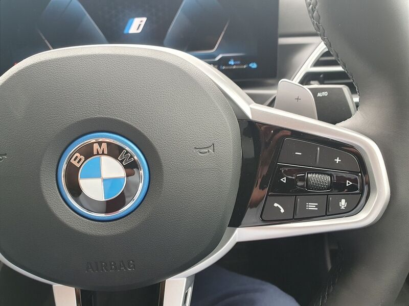 More views of BMW 3-Series