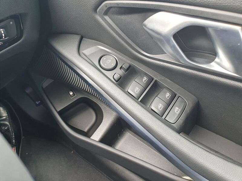 More views of BMW 3-Series