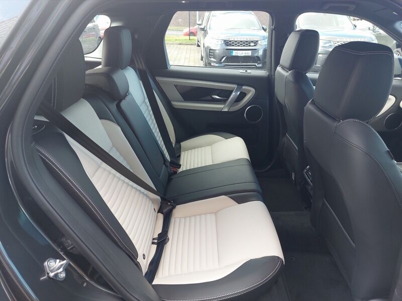 More views of Land Rover Discovery Sport