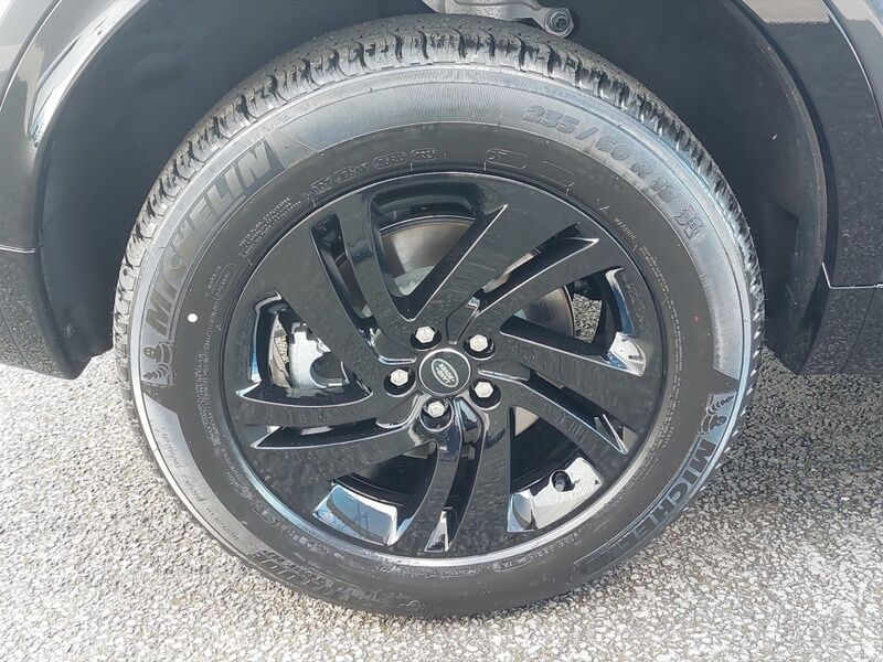 More views of Land Rover Discovery Sport