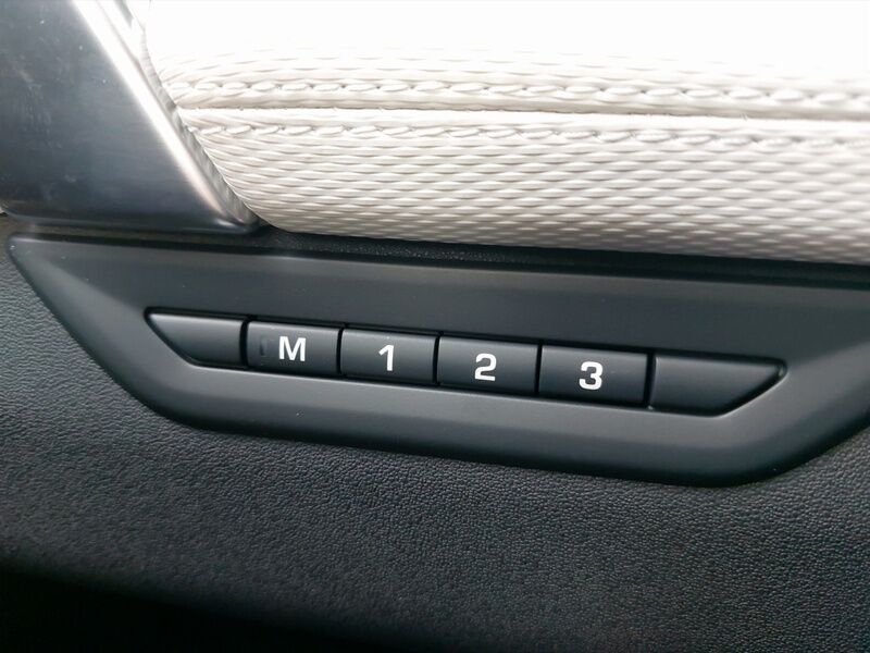 More views of Land Rover Discovery Sport