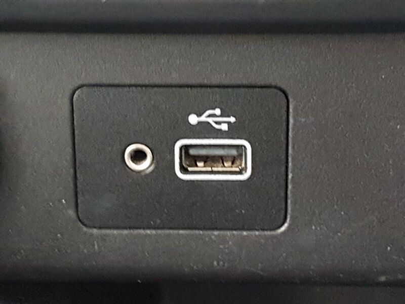More views of Nissan Leaf