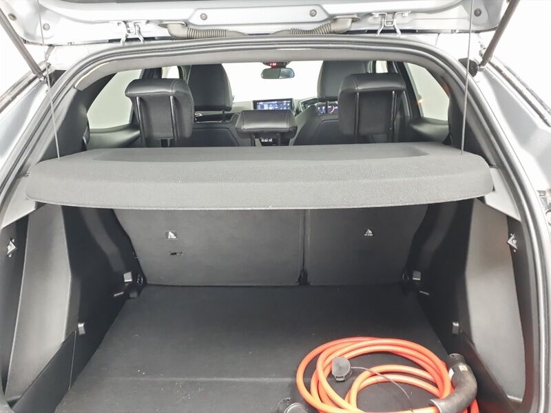 More views of Peugeot 2008