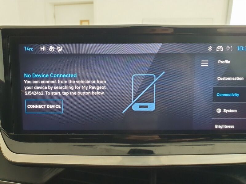 More views of Peugeot 2008