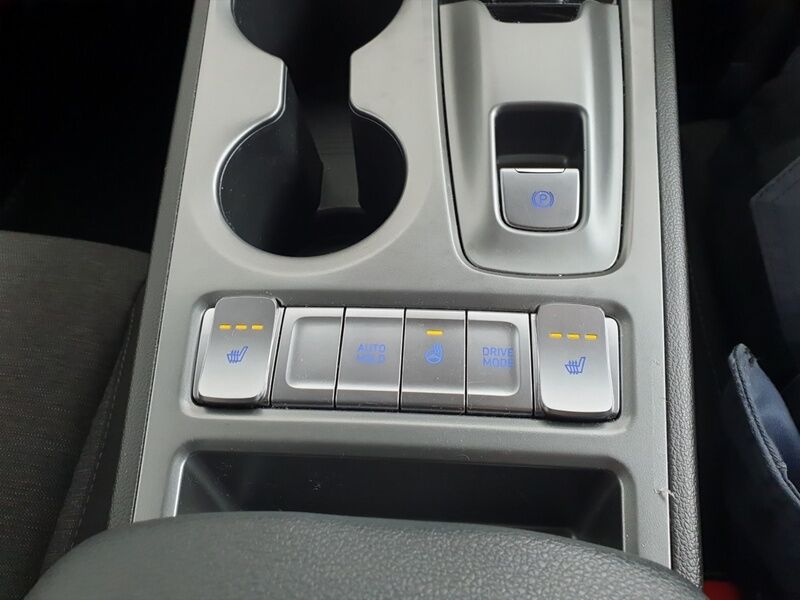 More views of Hyundai KONA