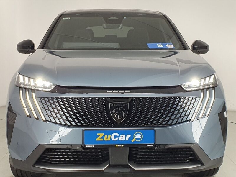 More views of Peugeot 3008