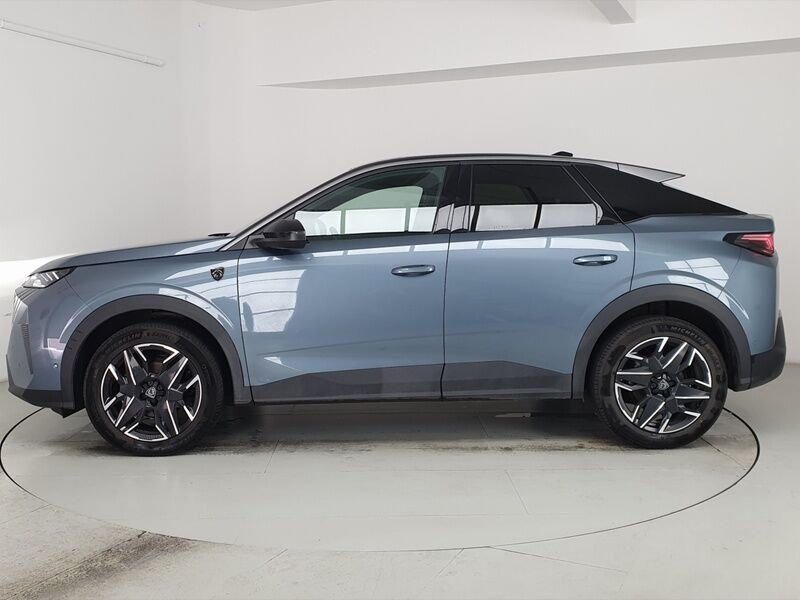 More views of Peugeot 3008