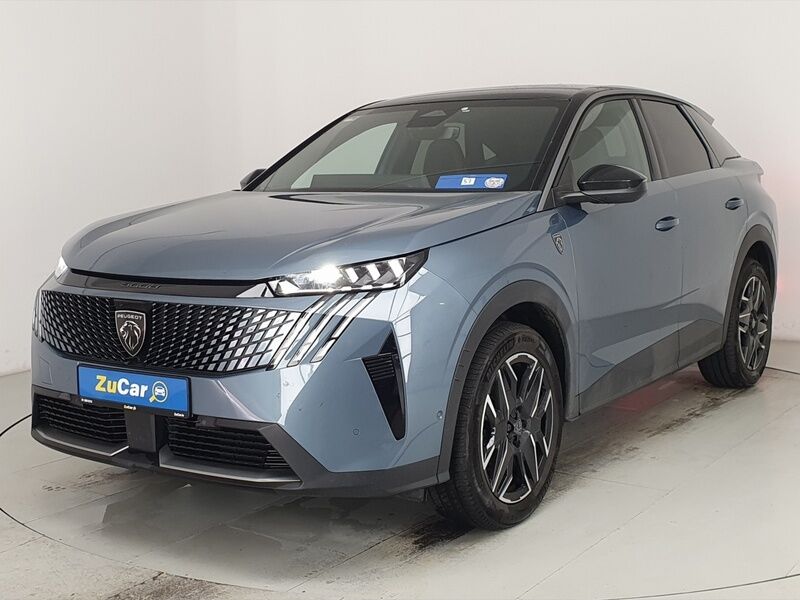 More views of Peugeot 3008