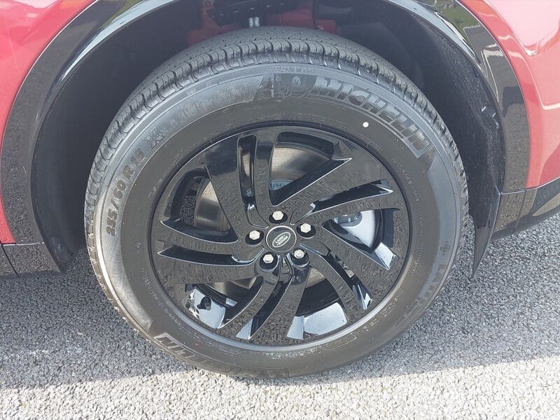 More views of Land Rover Discovery Sport