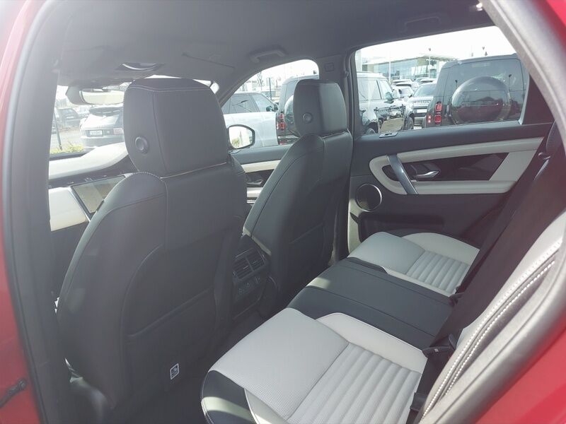 More views of Land Rover Discovery Sport