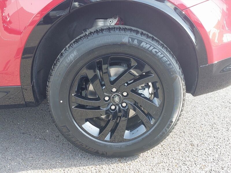 More views of Land Rover Discovery Sport