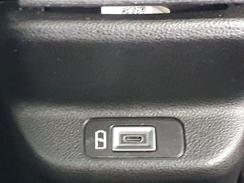 More views of Jeep Avenger