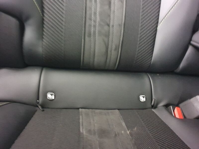 More views of Peugeot 408