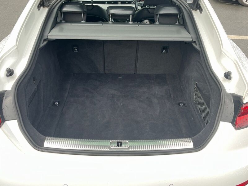 More views of Audi A5