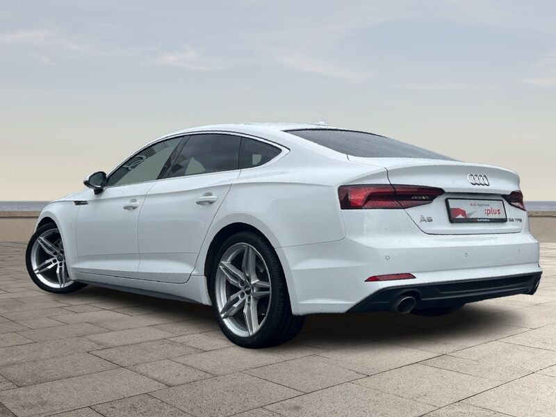 More views of Audi A5