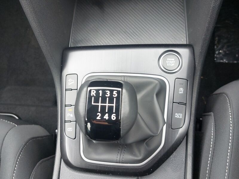 More views of Kia Sportage