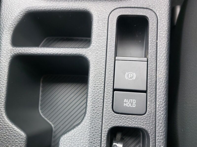 More views of Kia Stonic