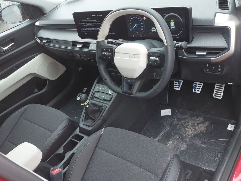 More views of Kia Stonic
