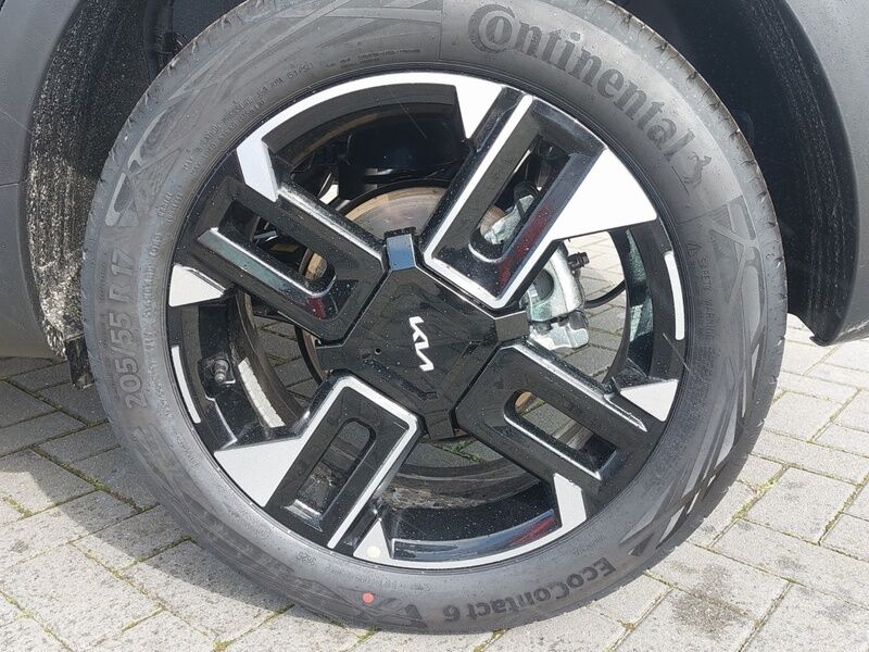 More views of Kia Stonic