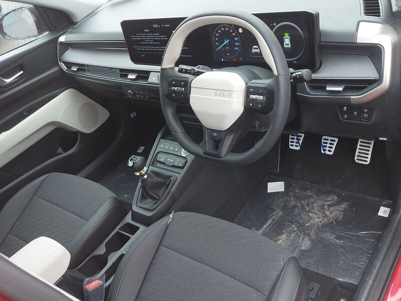 More views of Kia Stonic