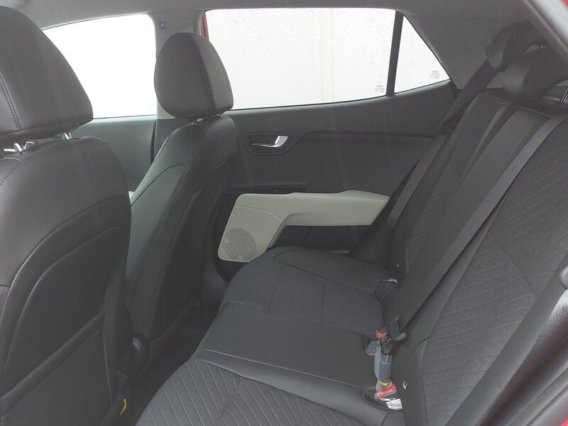 More views of Kia Stonic