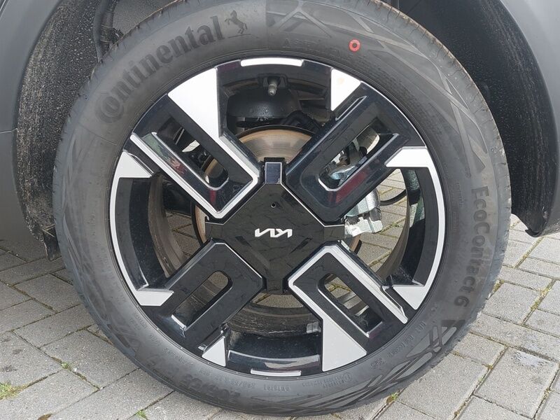 More views of Kia Stonic