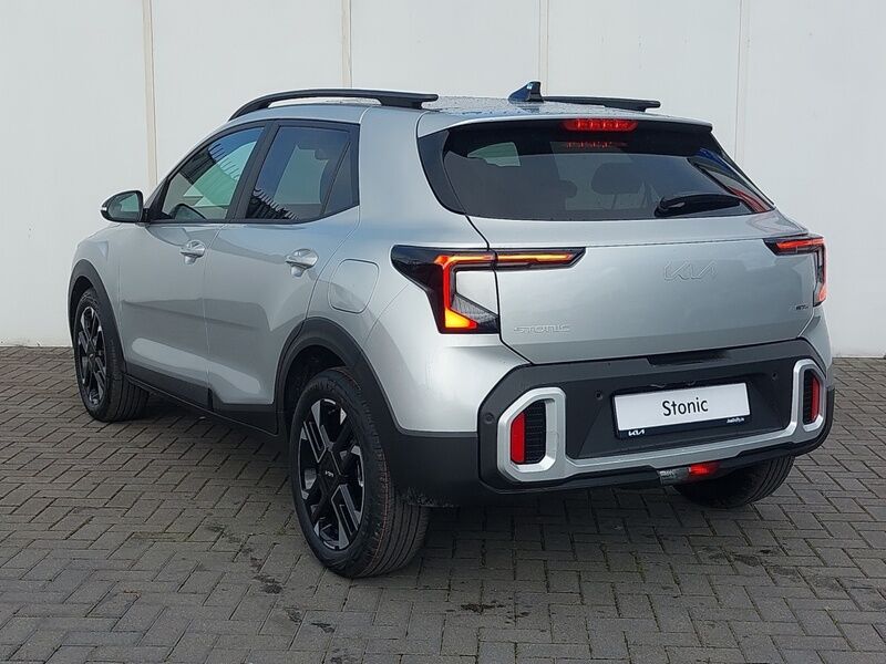 More views of Kia Stonic