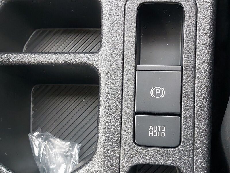 More views of Kia Stonic