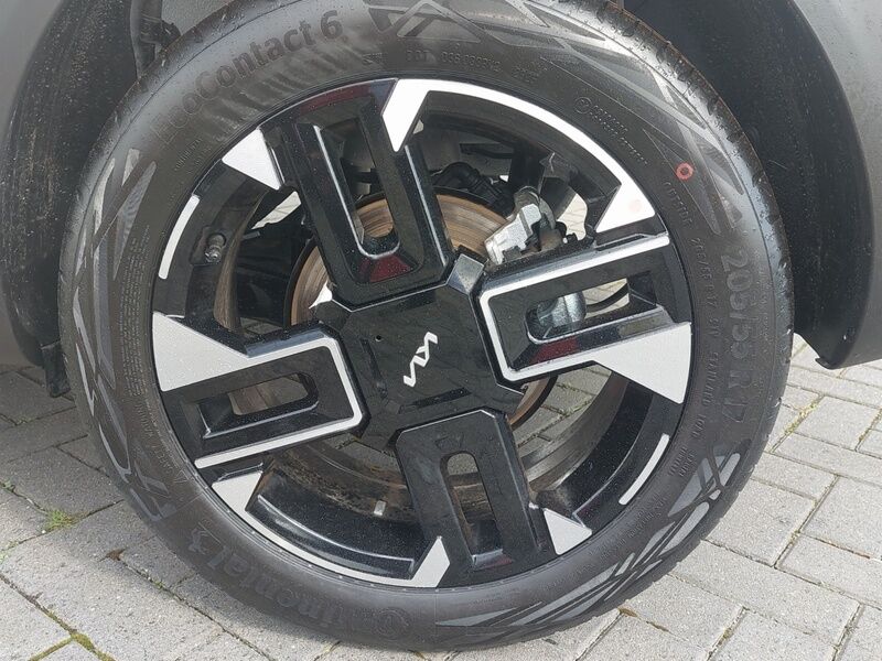 More views of Kia Stonic