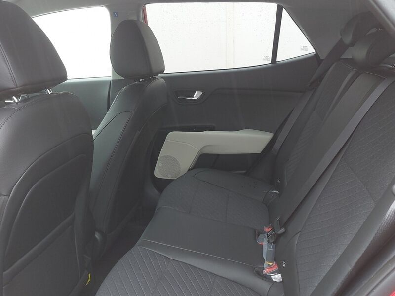 More views of Kia Stonic
