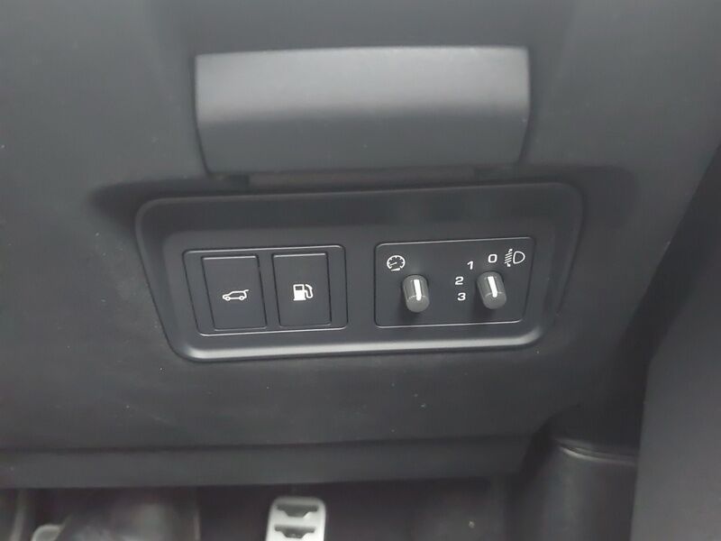 More views of Land Rover Discovery Sport