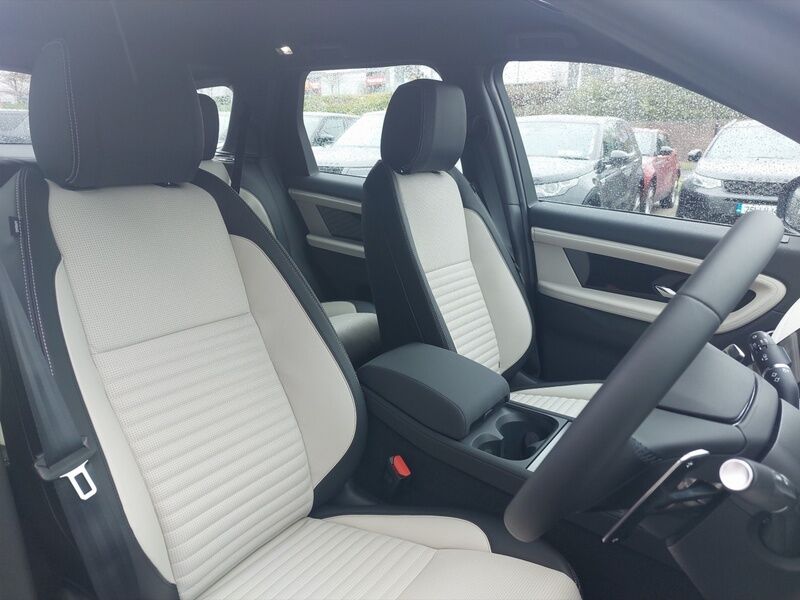 More views of Land Rover Discovery Sport