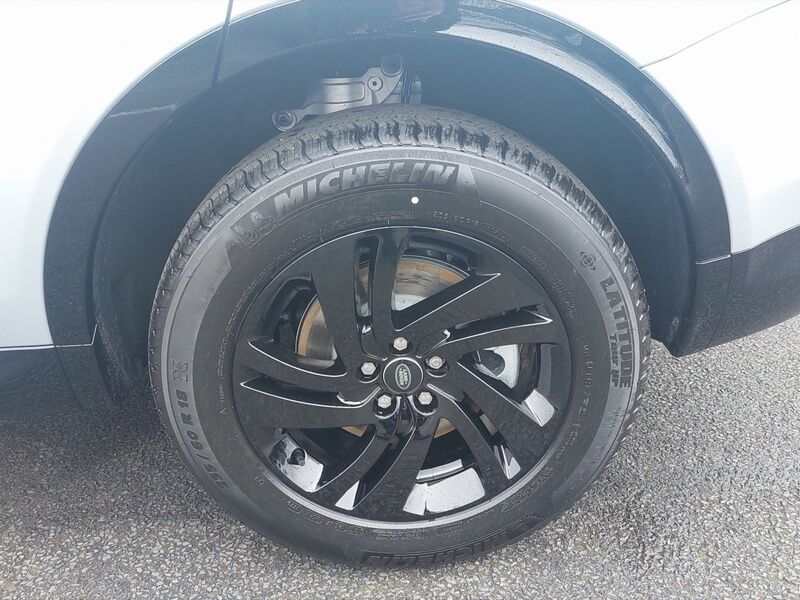 More views of Land Rover Discovery Sport