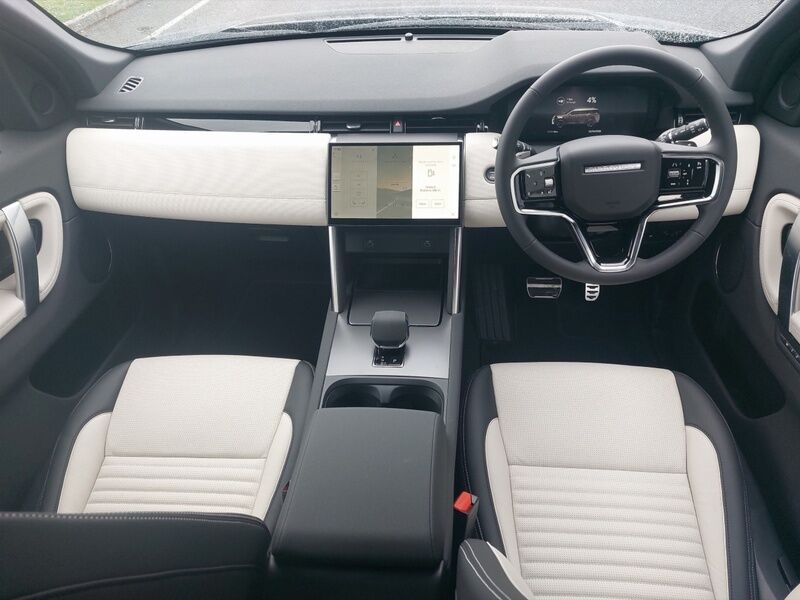More views of Land Rover Discovery Sport