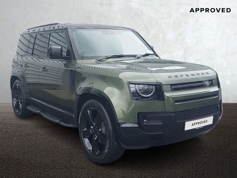 More views of Land Rover Defender