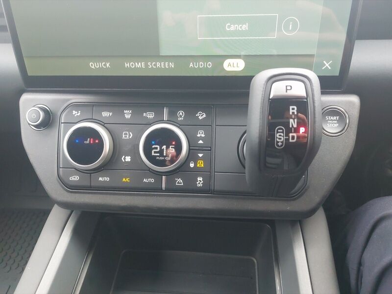 More views of Land Rover Defender