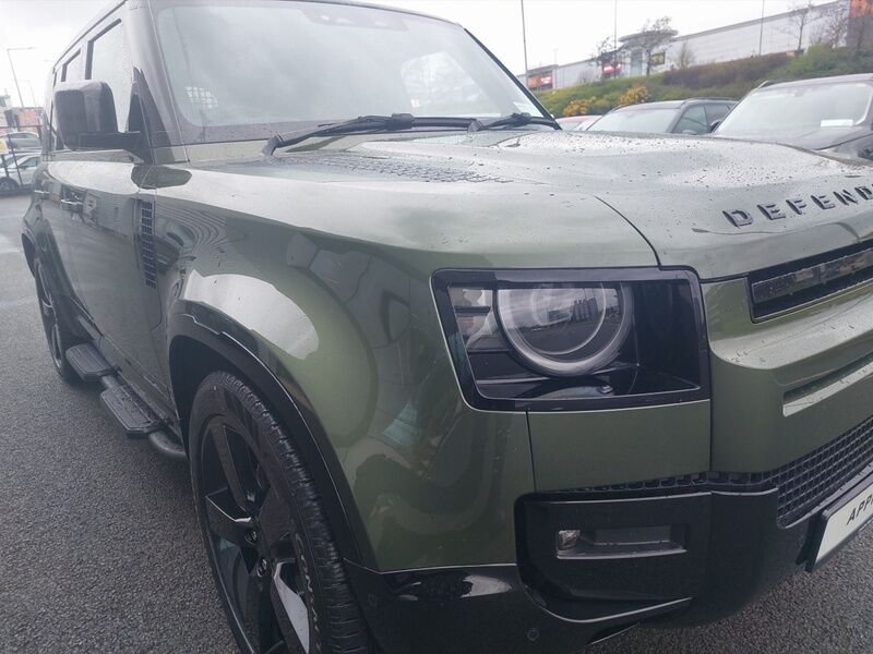 More views of Land Rover Defender