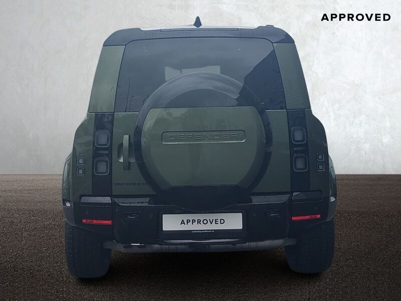 More views of Land Rover Defender