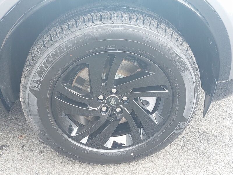 More views of Land Rover Discovery Sport