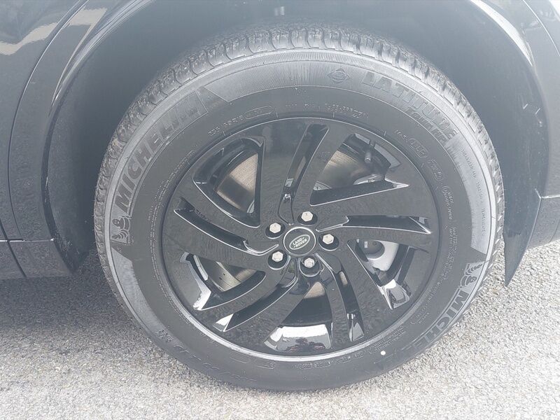 More views of Land Rover Discovery Sport