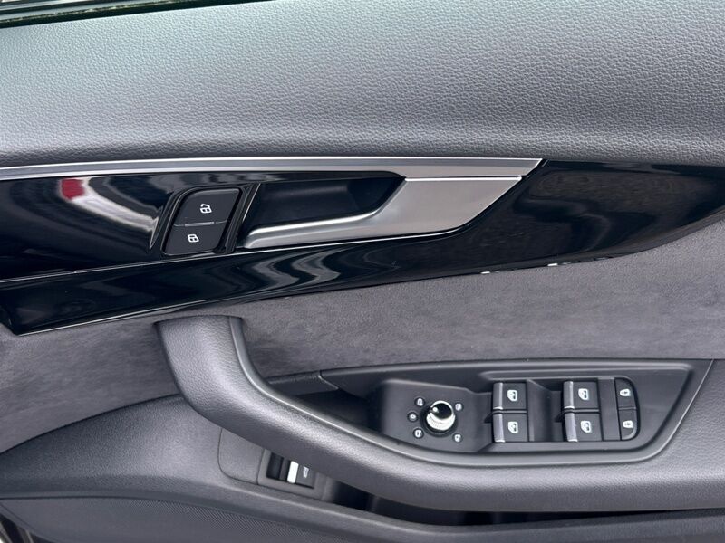 More views of Audi A4