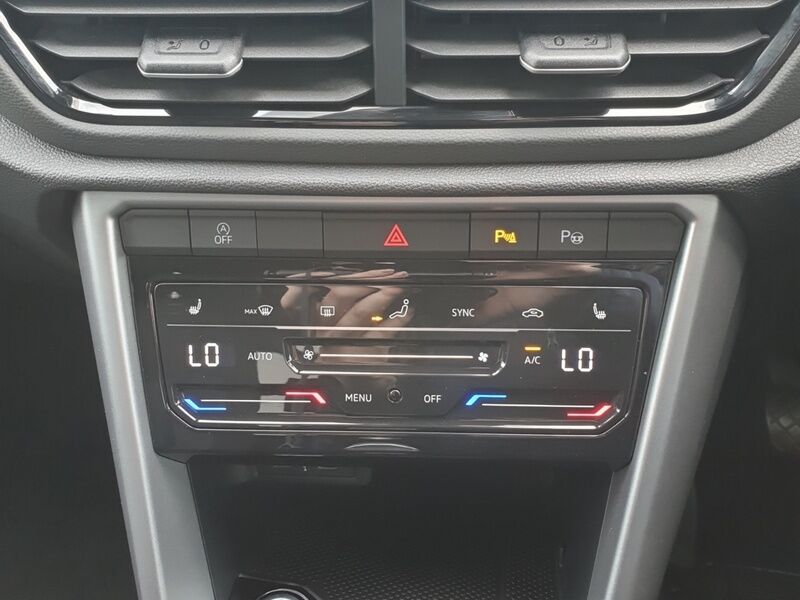 More views of Volkswagen T-Roc