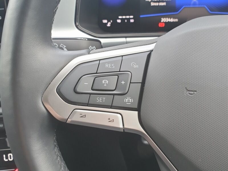 More views of Volkswagen T-Roc