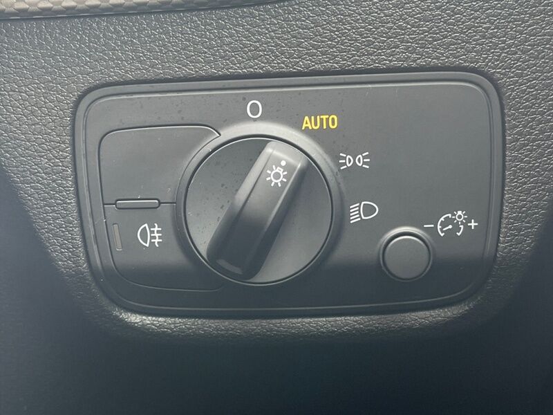 More views of Audi Q2