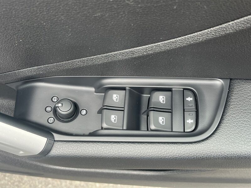 More views of Audi Q2