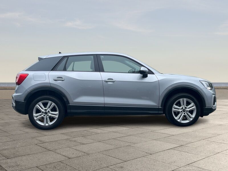 More views of Audi Q2