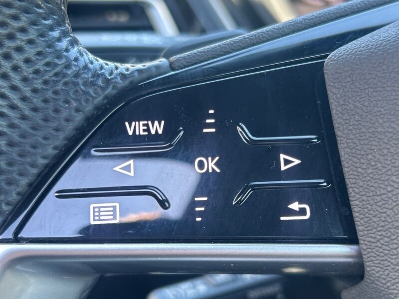 More views of Audi Q4 e-tron