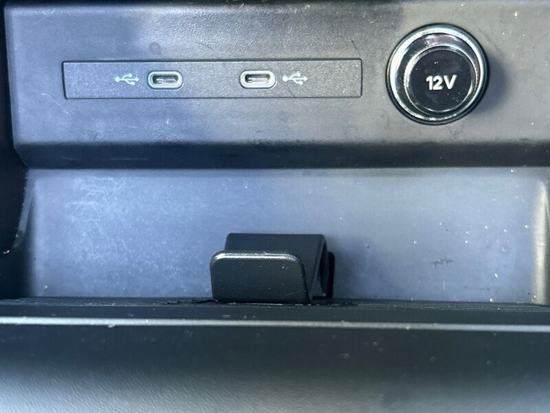 More views of Audi Q4 e-tron